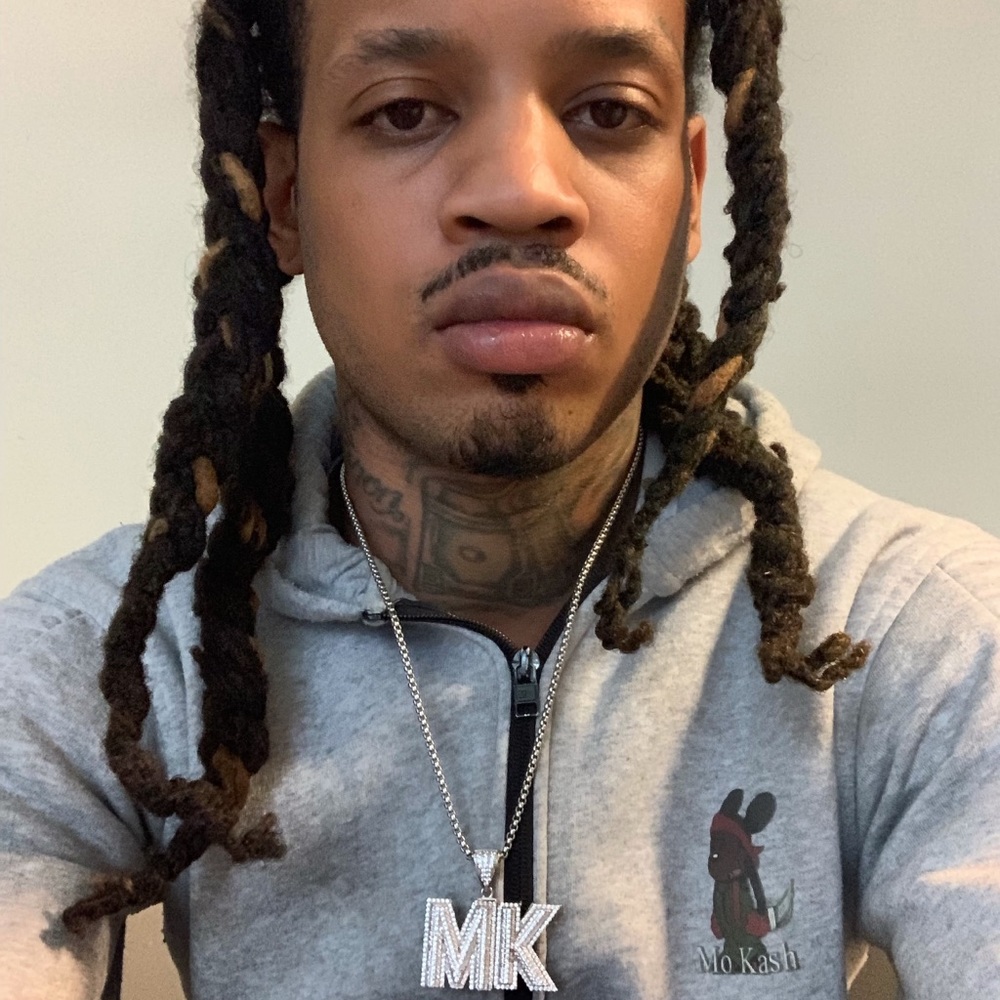 Meet your Posher, Deonte